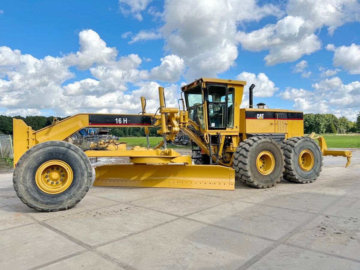 Caterpillar 16H for sale - image 1