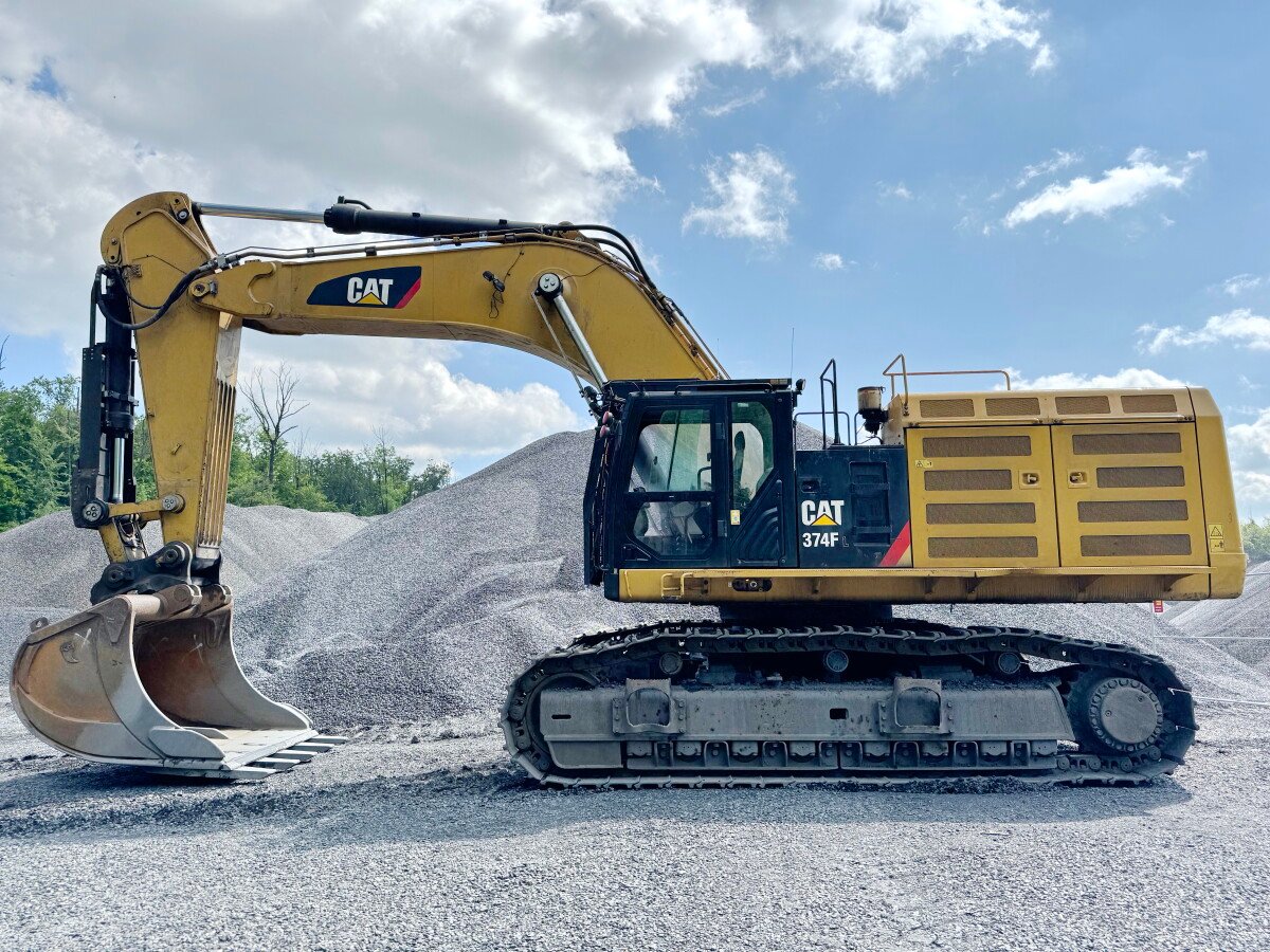 Caterpillar 374FL Excavator for sale | Pfeifer Heavy Machinery