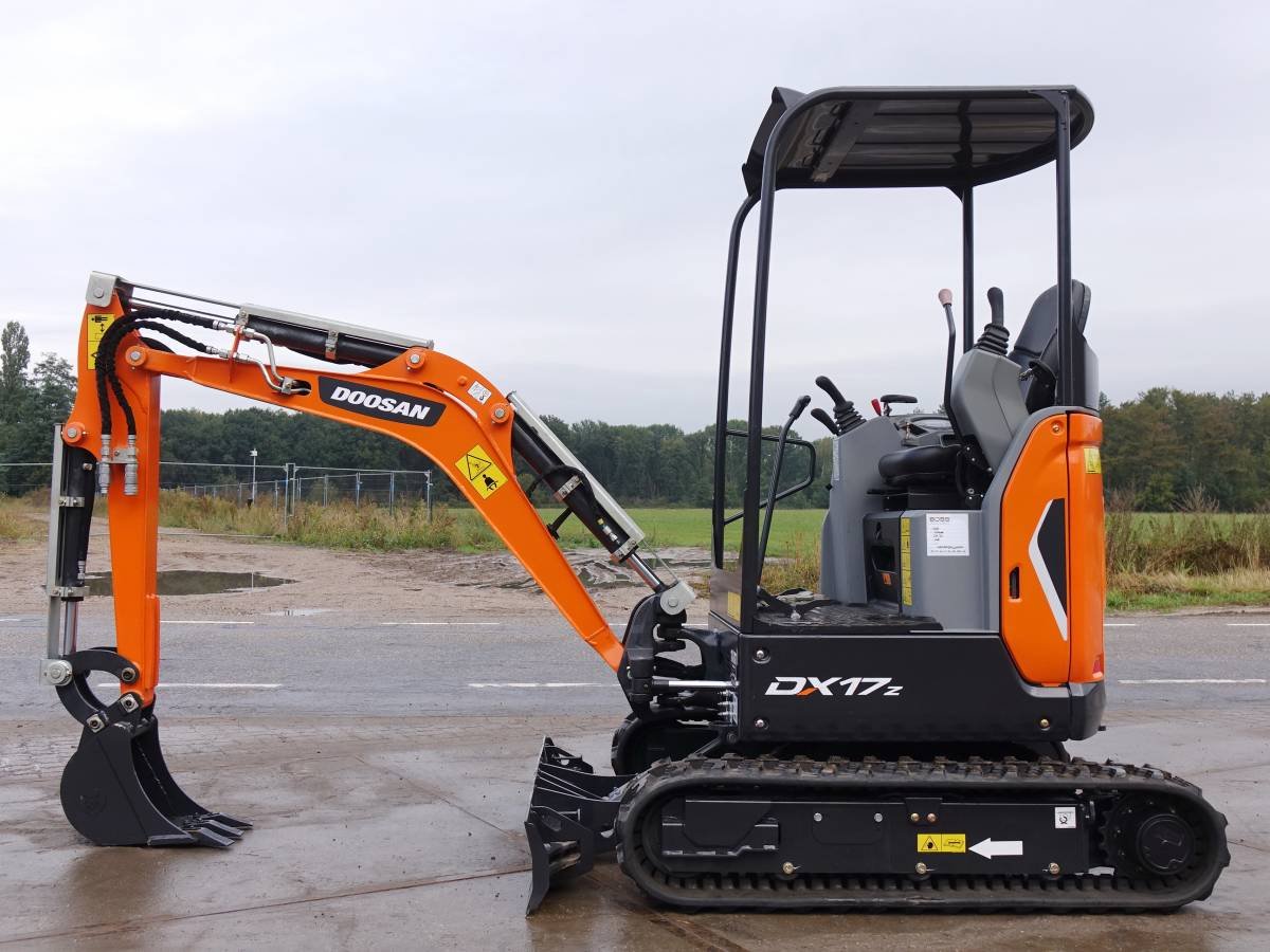 Doosan DX17Z for sale - image 1