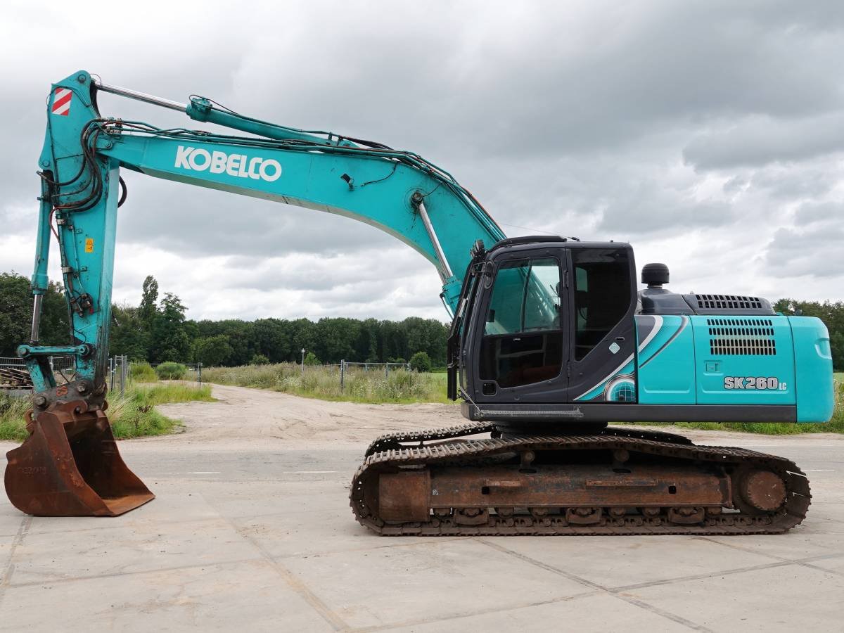 Kobelco SK260LC-10