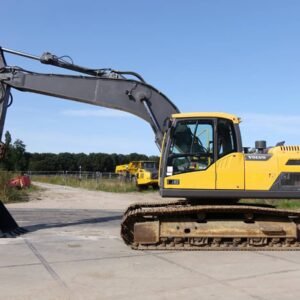 Volvo EC220DL for sale - image 1