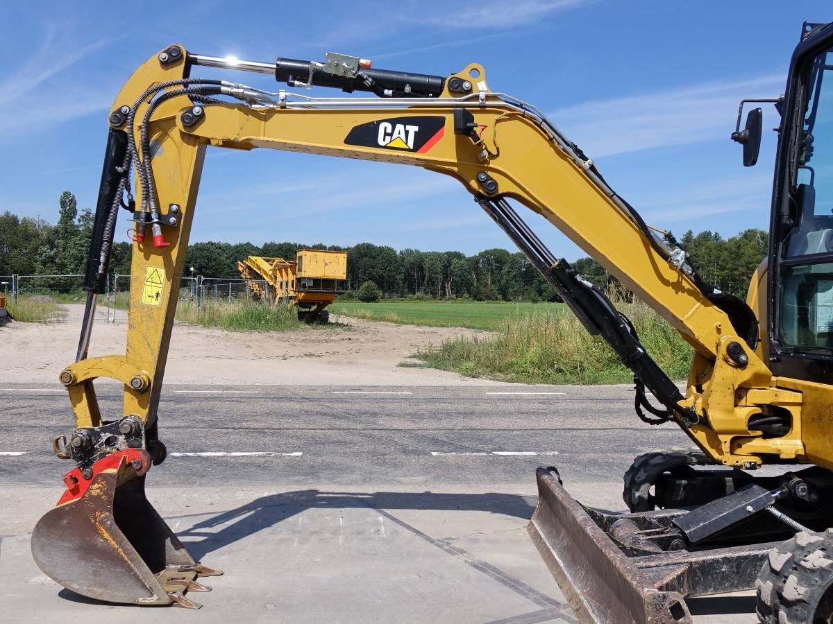 Caterpillar 303.5E CR for sale - image 3