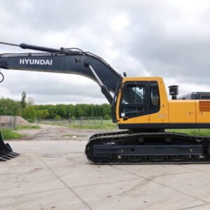 Hyundai R340L Excavator for sale | Pfeifer Heavy Machinery