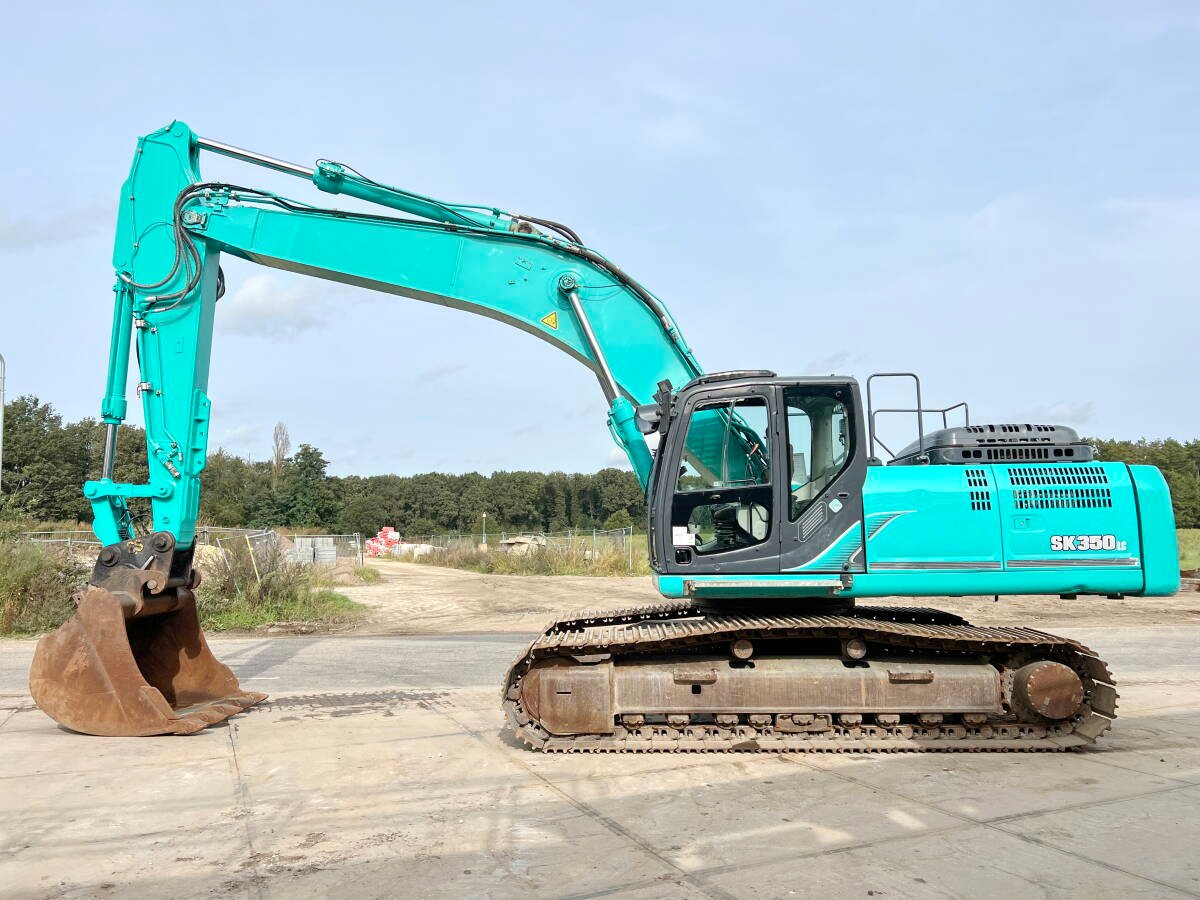 Kobelco SK350LC-9 excavator