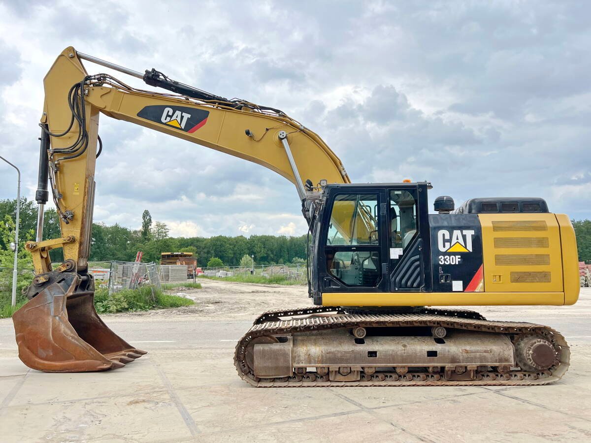 Caterpillar 330FL Excavator for sale | Pfeifer Heavy Machinery
