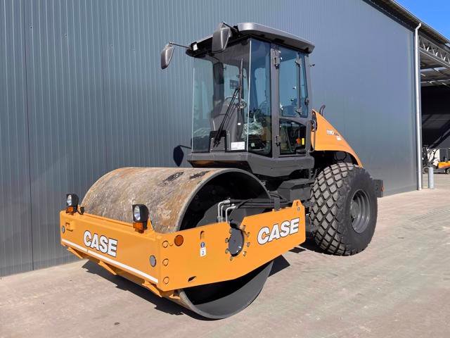 CASE 1110EX D 2021 183959 2 M 1 used heavy machinery Pfeifer Heavy Machinery GmbH