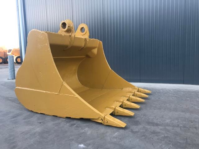 CATERPILLAR 345C 345D 901358 24 M used heavy machinery Pfeifer Heavy Machinery GmbH