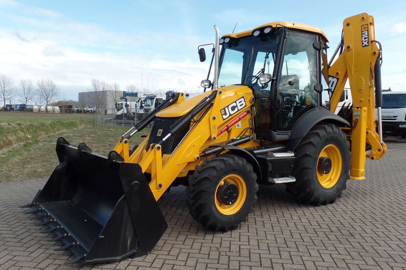 2023 JCB 3CX Plus Backhoe Loader