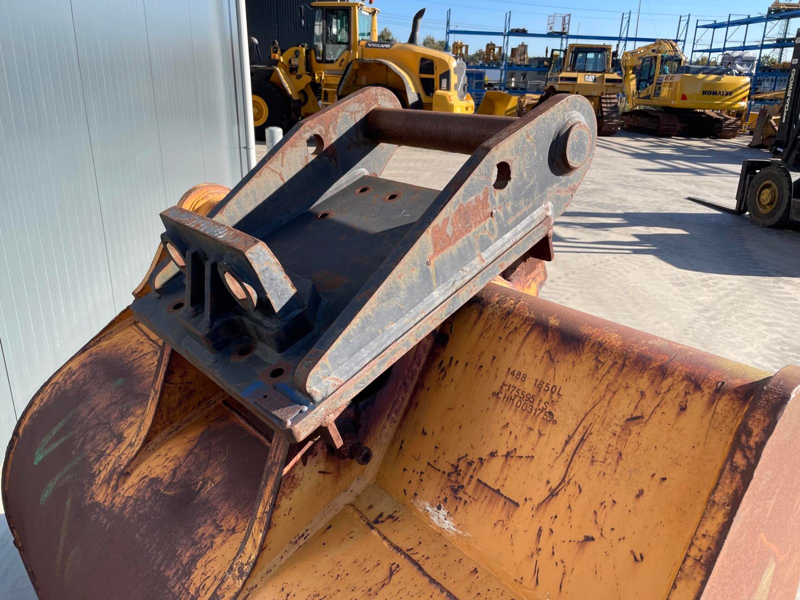 Used Lehnhoff MS21 excavator digging bucket available from Pfeifer Heavy Machinery GmbH