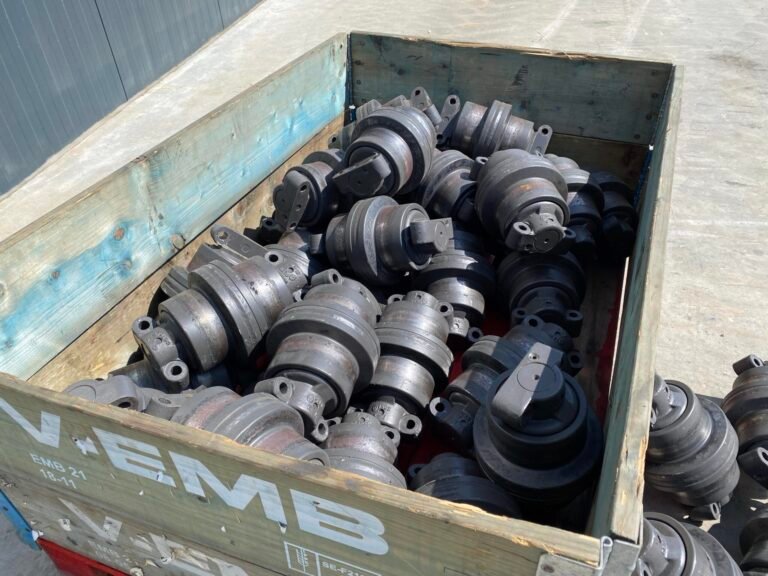 VOLVO ECR88 BOTTOM ROLLERS 902626 1 L scaled used heavy machinery Pfeifer Heavy Machinery GmbH